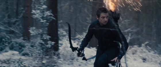 Avengers-Age-of-Ultron-Trailer-1-Hawkeye-in-Snow